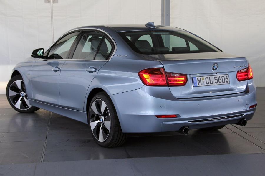  BMW ActiveHybrid 3 2013 года  (фото 42 из 43)